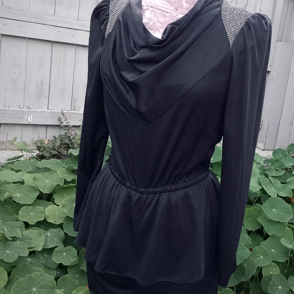 80s Glam:Black Puffed Shoulder Vintage Pantsuit with Flounce - Picture 5 of 10